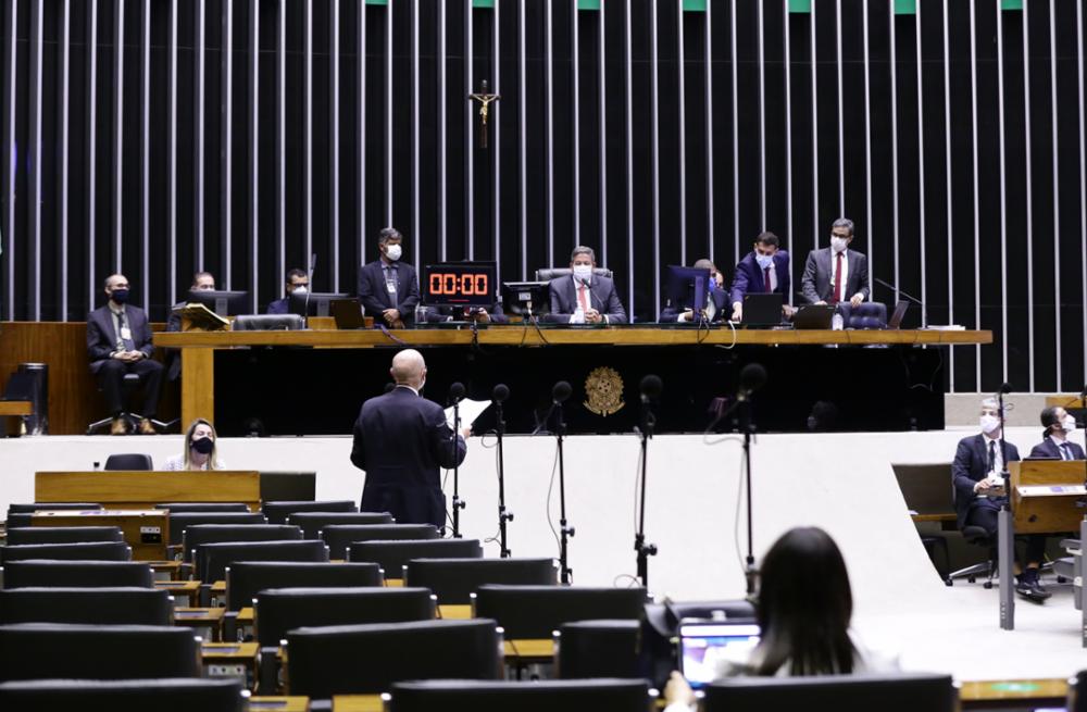 Compra de vacina por empresas é aprovada na Câmara com ausência de metade dos deputados da Paraíba