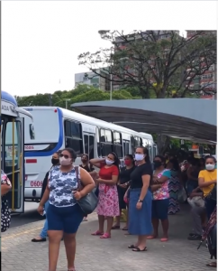 Deputado sugere que prefeitura de João Pessoa subsidie passagem de ônibus para aumentar a frota e diminuir aglomeração