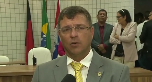 Xeque-Mate: MP pede perda do mandato do prefeito de Cabedelo por esquema de 'fantasmas'