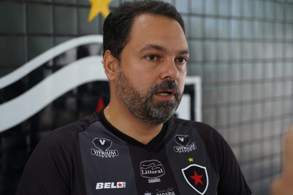Presidente do Botafogo-PB é diagnosticado com doença oriunda de complicações da Covid-19