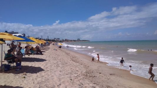 João Pessoa mantém feriado de São João, fecha praias no fim de semana e isola Largo de Tambaú