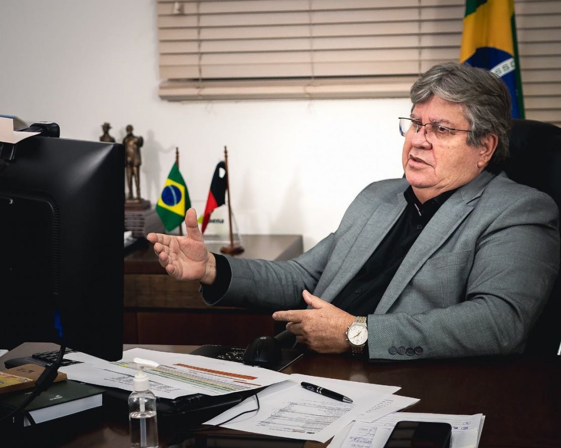 João assina nota de governadores em defesa dos ministros do STF contra ataques de Bolsonaro