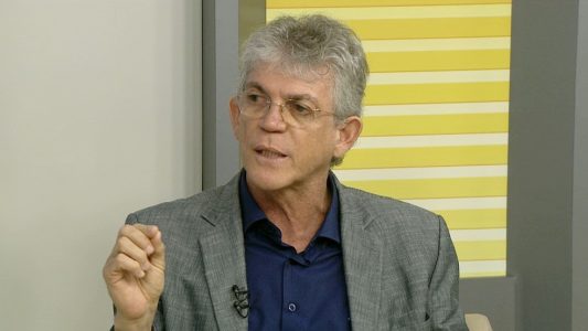 Ex-governador Ricardo Coutinho solicita segredo de Justiça em pedido para anular delação de Livânia