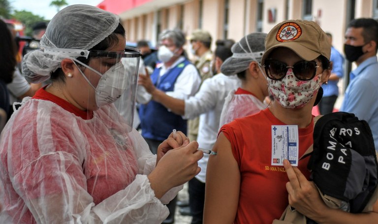 Mais de 480 agentes de segurança e salvamento se recusaram a tomar vacina na Paraíba
