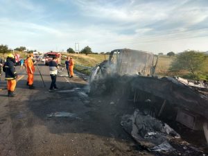 Paraibana e dois filhos morrem em acidente na BR-316 em Alagoas