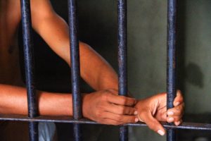 Câmara aprova extinção de saídas temporárias de presos e regras para progressão de regime