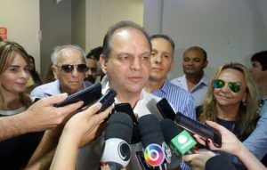 ‘Brasil quebra sem reforma da Previdência’, diz ministro da Saúde em Campina Grande