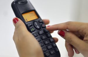 Telefonia fixa registra redução de 107 mil linhas em outubro