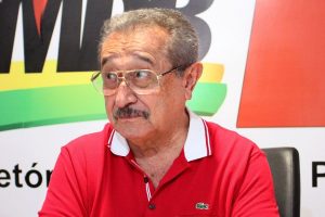 Maranhão assume interinamente liderança do MDB no Senado