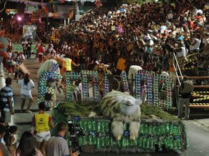Agremiações se apresentam neste sábado na prévia do Carnaval Tradição
