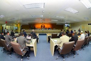 Sancionada lei que garante 276 assessores para vereadores de Campina Grande