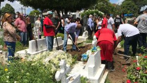 Cabo morto por soldado da Polícia Militar é enterrado em João Pessoa