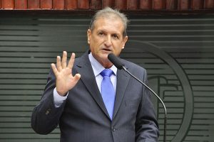 Hervázio Bezerra é exonerado da Secretaria de Esportes e volta à ALPB
