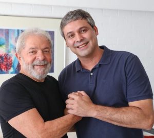 Senadores e deputados do PT incluem ‘Lula’ no nome parlamentar
