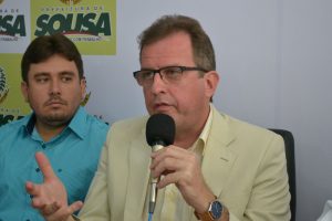 Sousa: juiz manda prefeitura demitir prestadores de serviços e nomear concursados