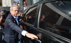 STF manda soltar ex-ministro José Dirceu, preso no mês passado