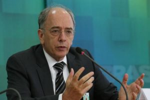 Presidente da Petrobras pede demissão após reunião com Michel Temer