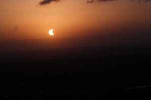 Eclipse anular solar: saiba os melhores lugares para conferir o fenômeno na Paraíba