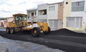 Prefeitura anuncia R$ 52 milhões para pavimentar 300 ruas em Campina Grande