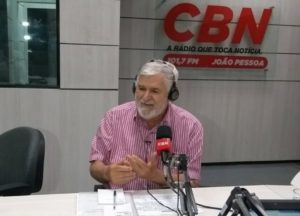 Luiz Couto não segue decisão do PT que declarou apoio a João Azevêdo