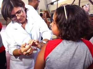 Vacinação contra HPV começa nesta segunda em escolas de João Pessoa