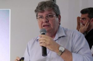 Fusão de ministérios proposta por Bolsonaro deve influenciar governos estaduais
