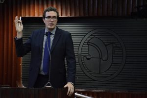 Estado e prefeituras ultrapassam limite da lei de responsabilidade fiscal na Paraíba