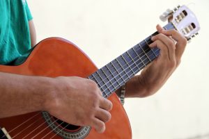 UEPB oferece mais de 100 vagas para cursos de música, em Patos, PB