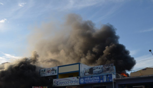 Incêndio causa destruição de lojas em município do Sertão