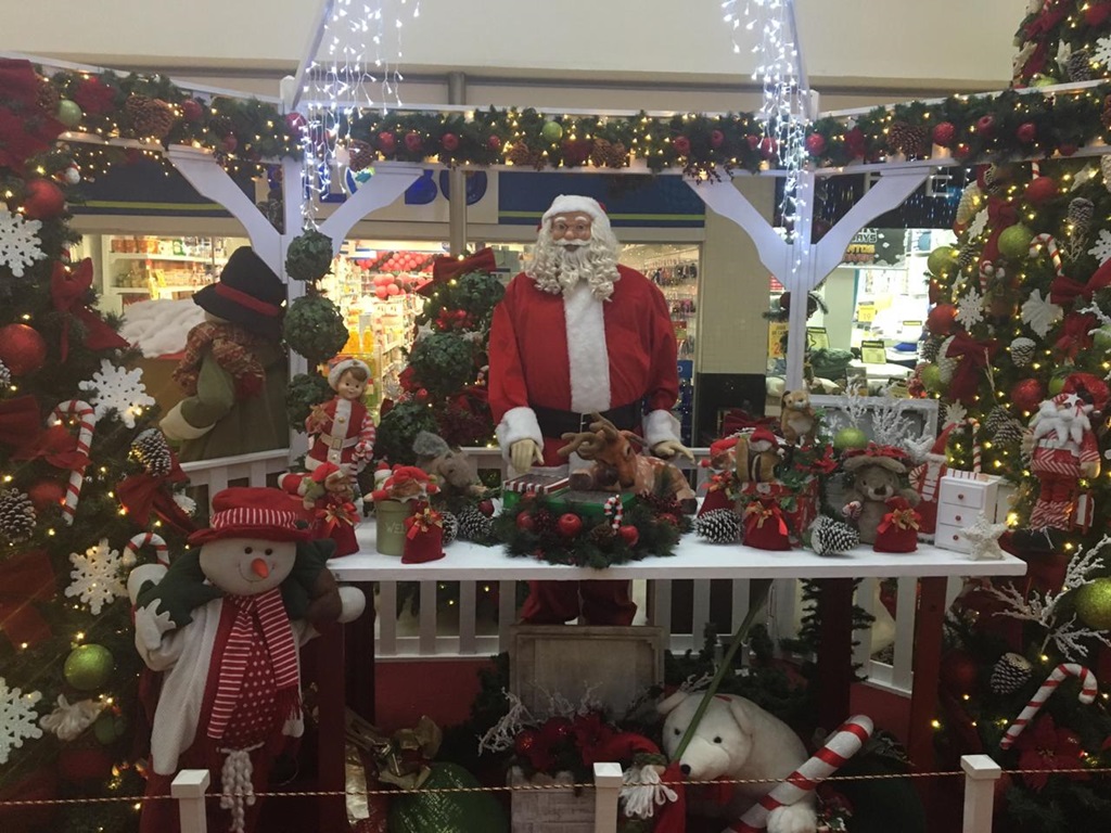 Decoração natalina: dezembro chega neste sábado, mas nas lojas já é Natal  desde abril
