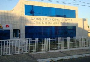 Justiça suspende lei que concede pensão para viúvas de ex-vereadores de Patos