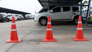 Procon-JP alerta sobre responsabilidade sobre veículos em estacionamentos