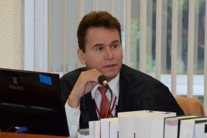 Novo presidente do TJ reduz diretores e estima economia de R$ 1,2 milhão