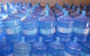 Preço médio do galão de água mineral pode variar até R$4,52 em Campina Grande