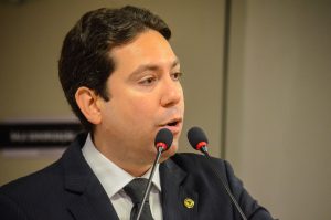 Felipe Leitão é eleito vice-presidente da ALPB no lugar de Genival Matias