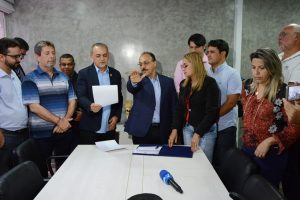 Zezinho Botafogo toma posse na Câmara de JP após exoneração no Detran