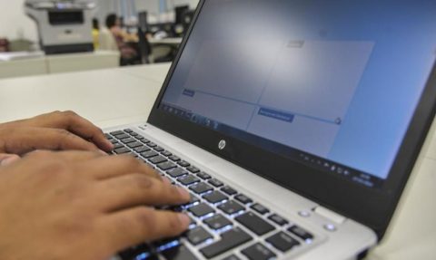 Sine-CG oferece capacitação online para jovens que buscam primeiro emprego