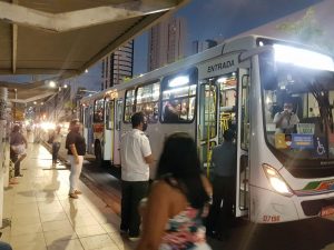 Ônibus voltam a circular em João Pessoa depois das 22h a partir desta segunda-feira