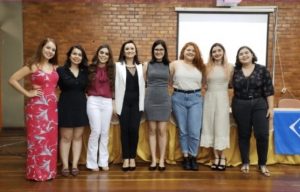 Grupo da UFCG ganha prêmio internacional que incentiva mulheres na engenharia
