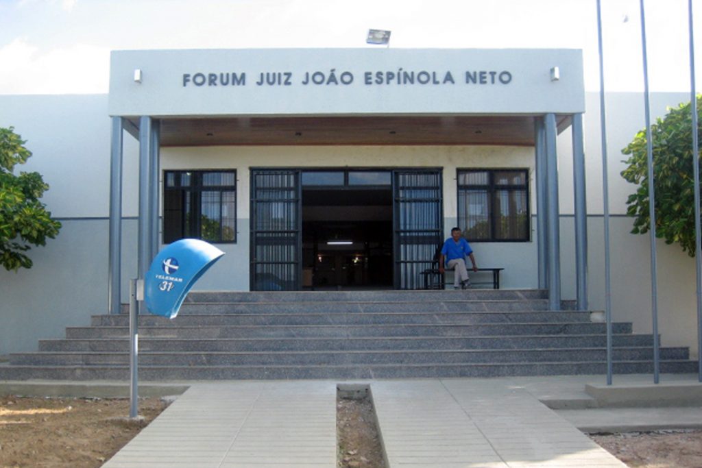 Procurados pela Justiça, 113 são presos na entrada de fóruns da Paraíba