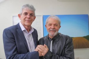 Ricardo Coutinho anuncia data para filiação ao PT com presença de Lula
