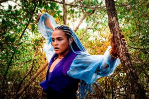 Bixarte lança ‘Levanta’, música em parceria com Luana Flores