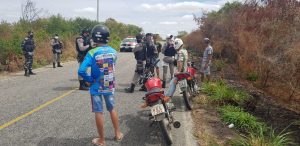 Polícia intercepta ‘rolezinho’ de motos e notifica participantes no Sertão da Paraíba