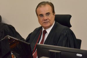 João Azevêdo tira licença e Saulo Benevides assume governo por 10 dias