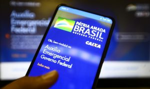 Empréstimo consignado do Auxílio Brasil: veja benefícios e malefícios