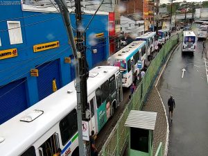Procon notifica empresas de ônibus para justificar suspensão da Integração
