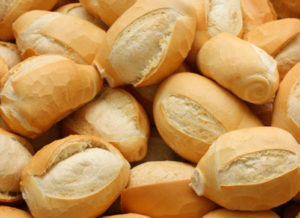 Preço do quilo do pão francês varia quase R$ 10 em João Pessoa, diz Procon