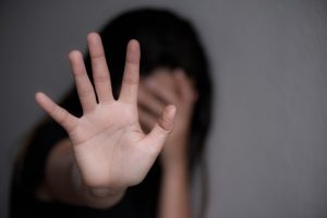 Justiça da Paraíba mantém condenação de homem por estupro de vulnerável, por beijar à força menina de 12 anos