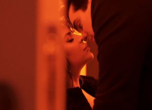 Sem Juliette, clipe de ‘Morena’ tem beijo de Gkay e Luan Santana