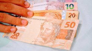 Governo federal anuncia programa para dar uma ‘forcinha’ a quem tem dívida de até R$ 5 mil